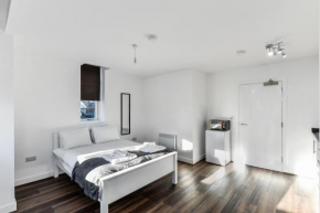 Church Street Flat 6 - Minimalist Studio in Basford